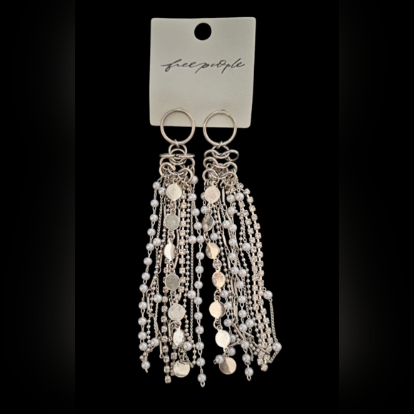 Free People Women's Nicole Dangle Earrings Silver Statement NWT - Picture 4 of 7